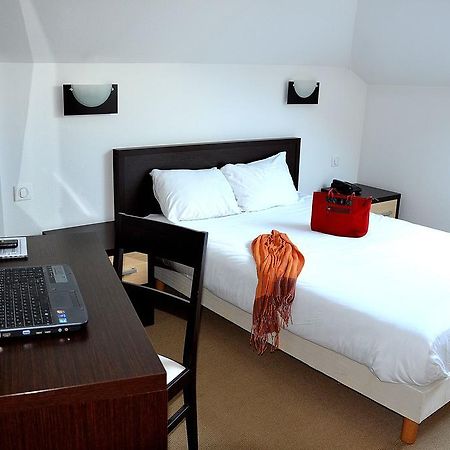 Hotel Les Benedictins Λιμόζ Δωμάτιο φωτογραφία