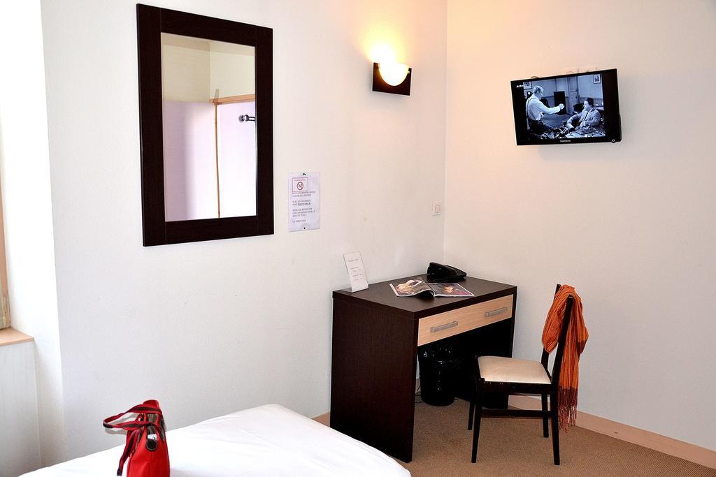 Hotel Les Benedictins Λιμόζ Δωμάτιο φωτογραφία