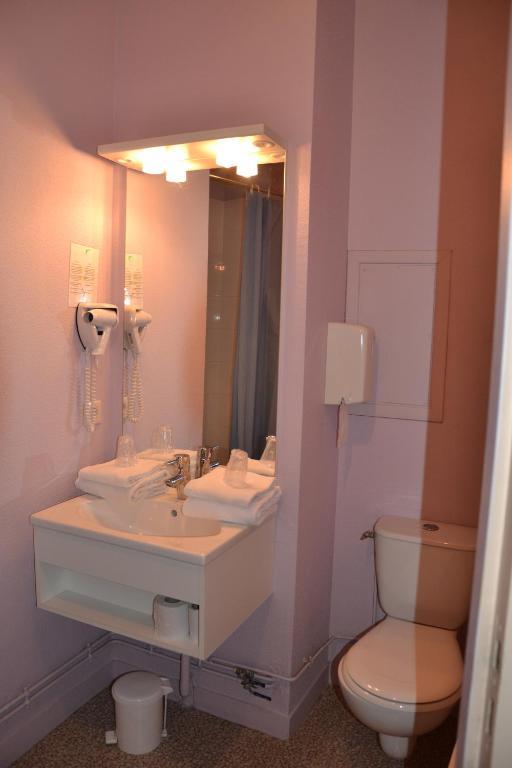 Hotel Les Benedictins Λιμόζ Δωμάτιο φωτογραφία