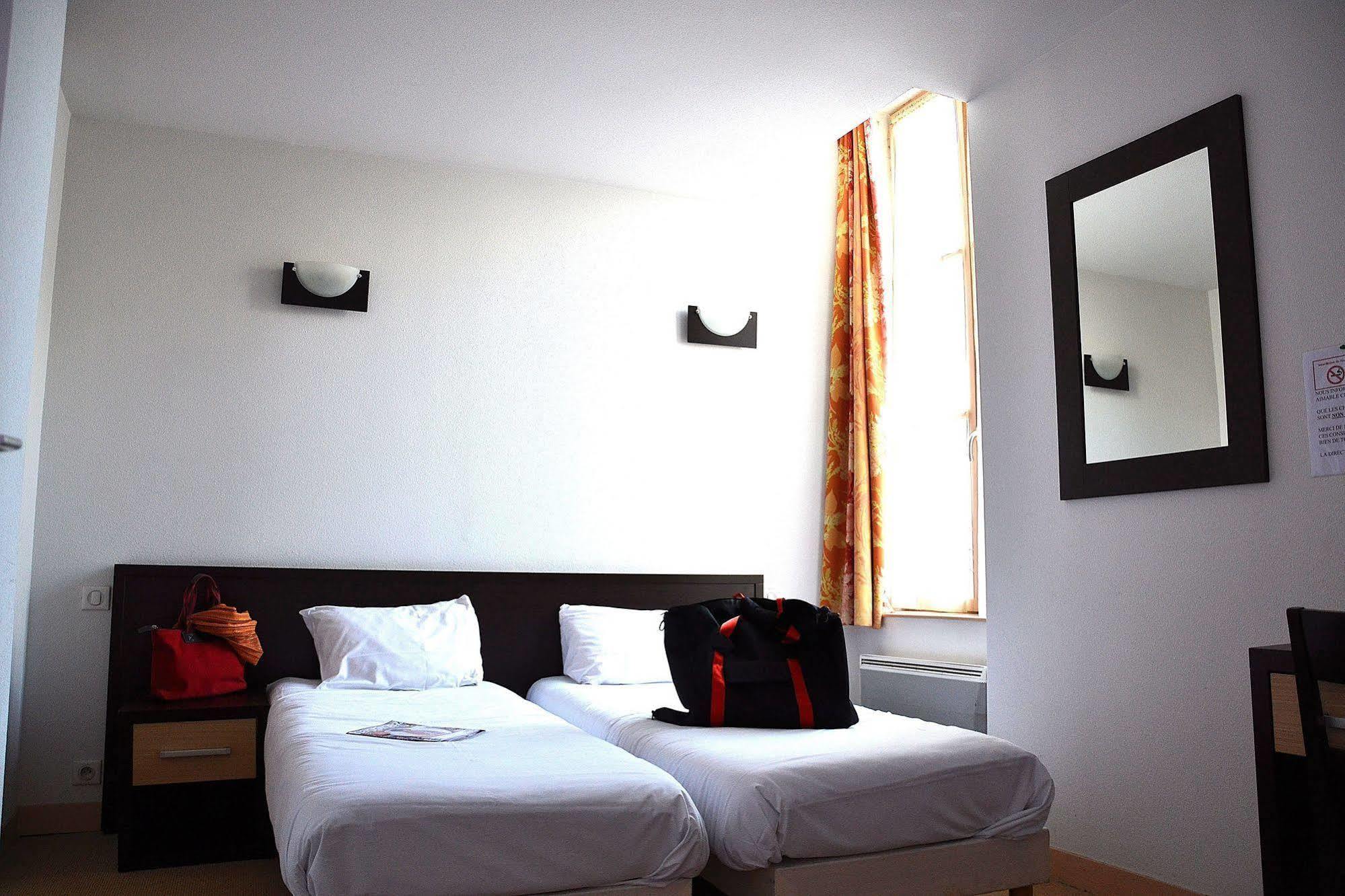 Hotel Les Benedictins Λιμόζ Εξωτερικό φωτογραφία